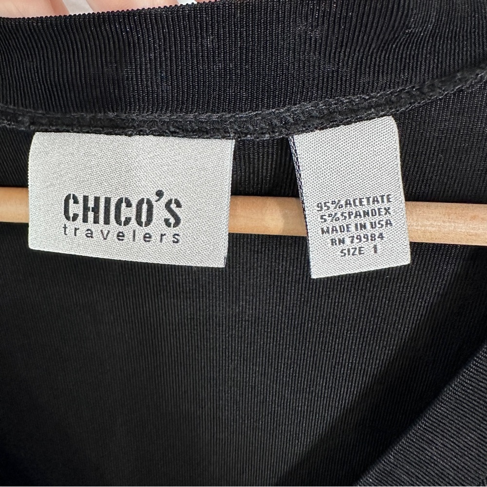 Chicos Traveler Black V Neck Top Size 1 Medium 3/4 Sleeves - Picture 3 of 5